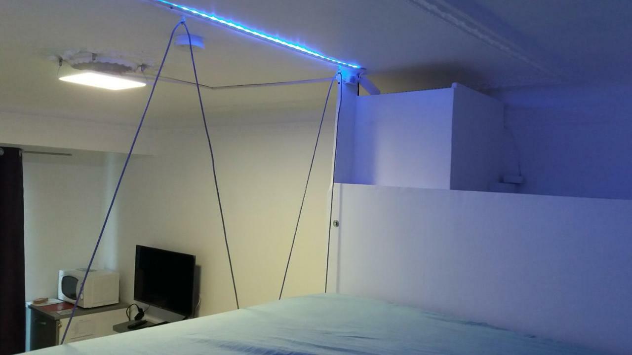 شقة Nice Apart Backpackers S5 المظهر الخارجي الصورة